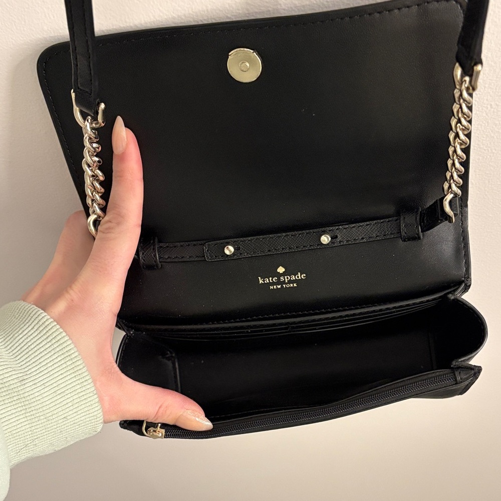 Kate Spade Elegant Black Crossbody Bag - Picture 5 of 8